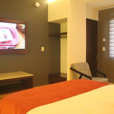 Hotel Veinti 3 Тапачула Екстериор снимка
